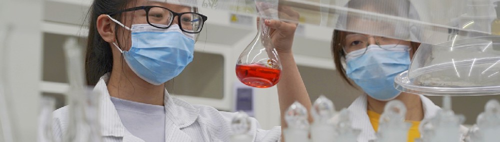 快盈VIII药业：消/健/械字号多资质转换，支持**衍生品开发